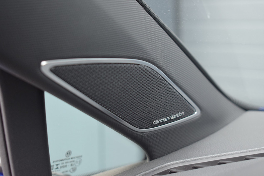 Volkswagen Golf R 2.0 TSI 320pk 4-Motion | Akra | DCC | Leer | Pano | Nürburgring Volkswagen Golf R 2.0 TSI 320pk 4-Motion | Akra | DCC | Leer | Pano | Nürburgring