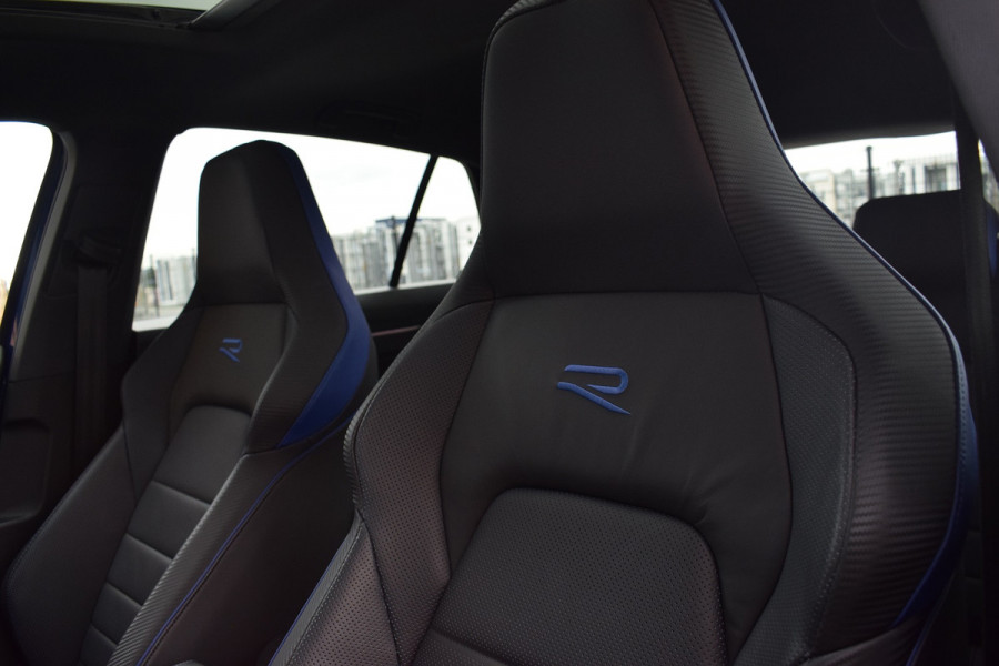 Volkswagen Golf R 2.0 TSI 320pk 4-Motion | Akra | DCC | Leer | Pano | Nürburgring Volkswagen Golf R 2.0 TSI 320pk 4-Motion | Akra | DCC | Leer | Pano | Nürburgring