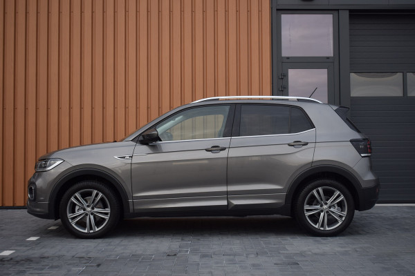 Volkswagen T-Cross 1.0 TSI 116pk DSG R-line | Camera | Virtual | Trekhaak Volkswagen T-Cross 1.0 TSI 116pk DSG R-line | Camera | Virtual | Trekhaak