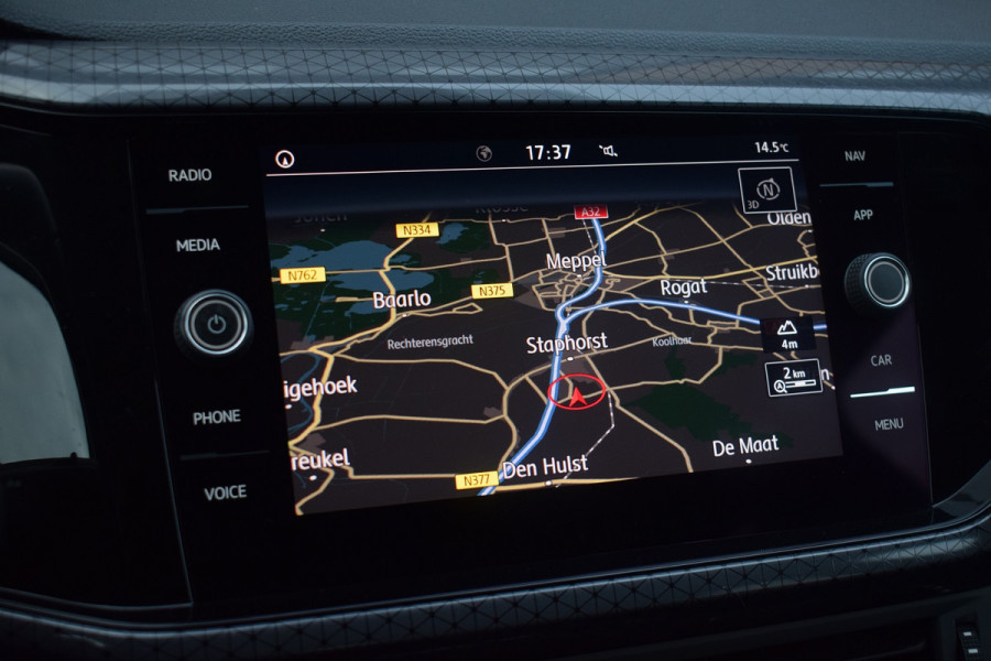 Volkswagen T-Cross 1.0 TSI 116pk DSG R-line | Camera | Virtual | Trekhaak Volkswagen T-Cross 1.0 TSI 116pk DSG R-line | Camera | Virtual | Trekhaak