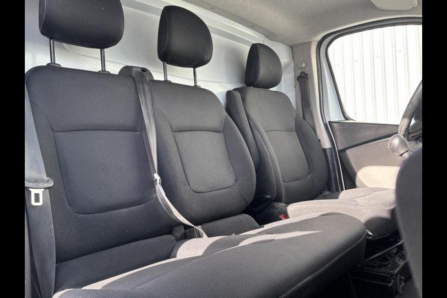 Renault Trafic 1.6 dCi T29 L2H1 Comfort*3PERS.*CRUISE*A/C*NAVI* Renault Trafic 1.6 dCi T29 L2H1 Comfort*3PERS.*CRUISE*A/C*NAVI*