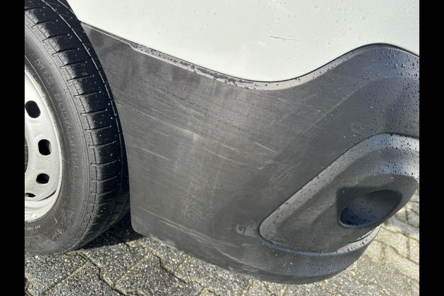 Renault Trafic 1.6 dCi T29 L2H1 Comfort*3PERS.*CRUISE*A/C*NAVI* Renault Trafic 1.6 dCi T29 L2H1 Comfort*3PERS.*CRUISE*A/C*NAVI*