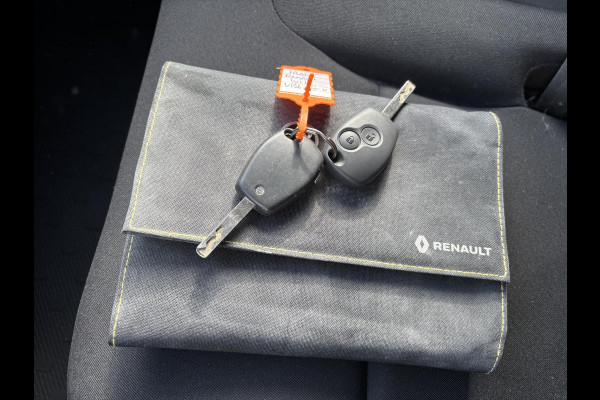 Renault Trafic 1.6 dCi T29 L2H1 Comfort*3PERS.*CRUISE*A/C*NAVI* Renault Trafic 1.6 dCi T29 L2H1 Comfort*3PERS.*CRUISE*A/C*NAVI*