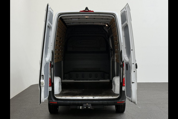 Mercedes-Benz Sprinter L2H2 Automaat Navi Airco Camera Trekhaak 3Zits DAB Mercedes-Benz Sprinter L2H2 Automaat Navi Airco Camera Trekhaak 3Zits DAB