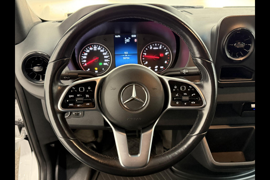 Mercedes-Benz Sprinter L2H2 Automaat Navi Airco Camera Trekhaak 3Zits DAB Mercedes-Benz Sprinter L2H2 Automaat Navi Airco Camera Trekhaak 3Zits DAB