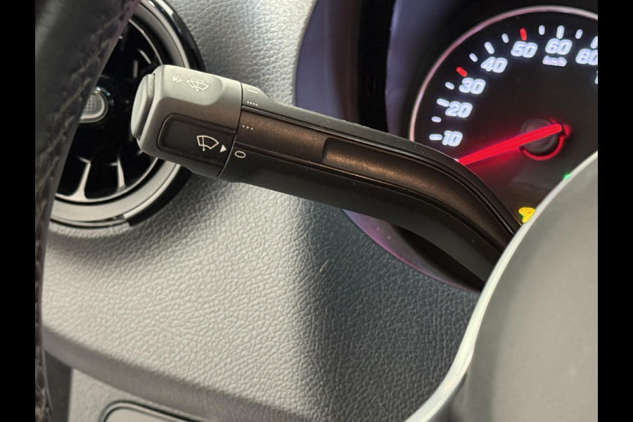 Mercedes-Benz Sprinter L2H2 Automaat Navi Airco Camera Trekhaak 3Zits DAB Mercedes-Benz Sprinter L2H2 Automaat Navi Airco Camera Trekhaak 3Zits DAB