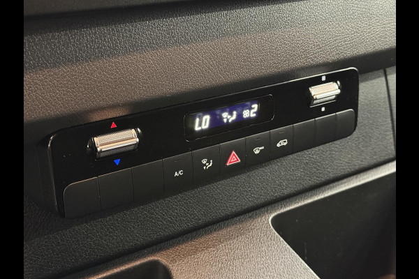 Mercedes-Benz Sprinter L2H2 Automaat Navi Airco Camera Trekhaak 3Zits DAB Mercedes-Benz Sprinter L2H2 Automaat Navi Airco Camera Trekhaak 3Zits DAB
