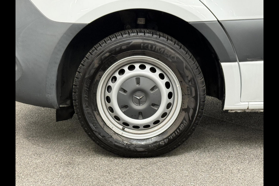 Mercedes-Benz Sprinter L2H2 Automaat Navi Airco Camera Trekhaak 3Zits DAB Mercedes-Benz Sprinter L2H2 Automaat Navi Airco Camera Trekhaak 3Zits DAB