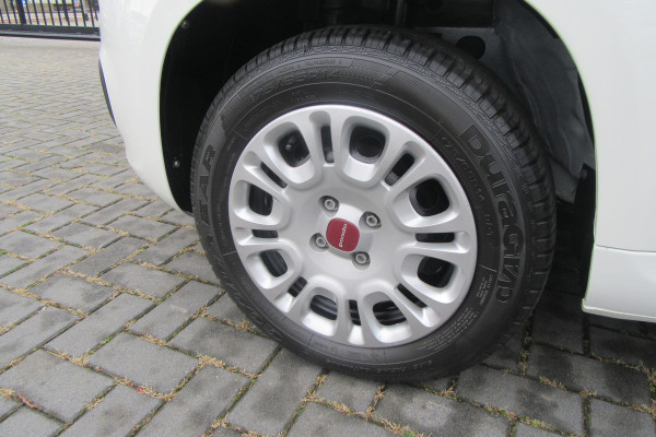 Fiat Panda 0.9 TwinAir Easy, Airco, Bluetooth, PDC Fiat Panda 0.9 TwinAir Easy, Airco, Bluetooth, PDC