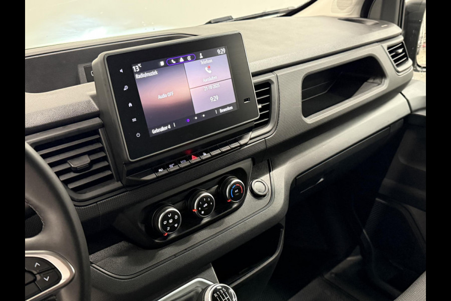 Renault Trafic 2.0 Blue dCi 150PK T30 L2H1 Advance Airco Bluetooth Camera Cruise PDC Trekhaak