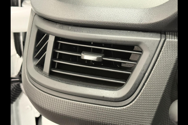 Renault Trafic 2.0 Blue dCi 150PK T30 L2H1 Advance Airco Bluetooth Camera Cruise PDC Trekhaak