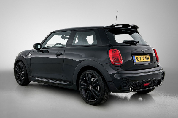 MINI Mini 1.5 Cooper JCW Chili Serious Business(NL-auto, Kuipstoelen, StoelV, Navi, Climate Con, Parkeersensoren, Etc) MINI Mini 1.5 Cooper JCW Chili Serious Business(NL-auto, Kuipstoelen, StoelV, Navi, Climate Con, Parkeersensoren, Etc)