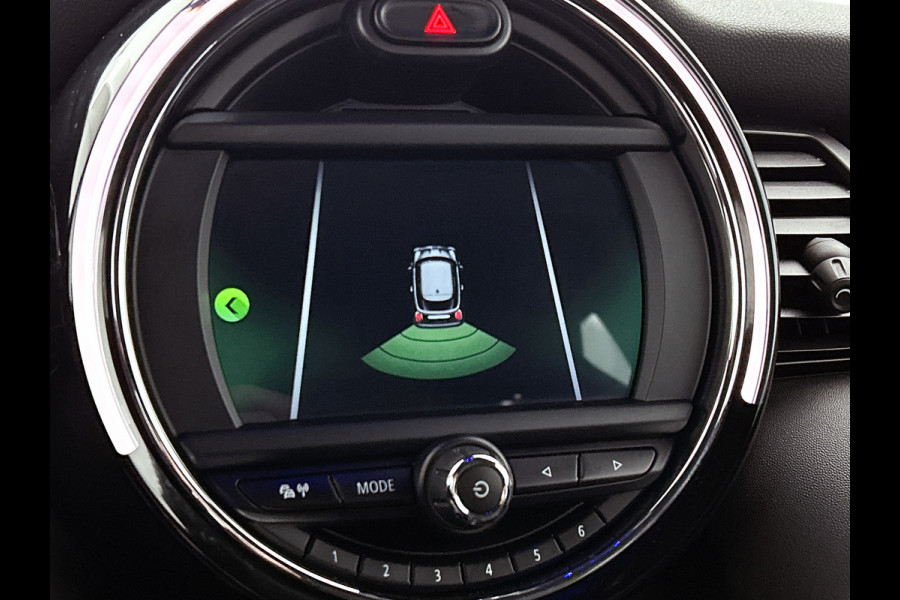 MINI Mini 1.5 Cooper JCW Chili Serious Business(NL-auto, Kuipstoelen, StoelV, Navi, Climate Con, Parkeersensoren, Etc) MINI Mini 1.5 Cooper JCW Chili Serious Business(NL-auto, Kuipstoelen, StoelV, Navi, Climate Con, Parkeersensoren, Etc)