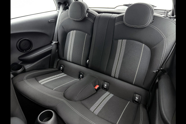 MINI Mini 1.5 Cooper JCW Chili Serious Business(NL-auto, Kuipstoelen, StoelV, Navi, Climate Con, Parkeersensoren, Etc) MINI Mini 1.5 Cooper JCW Chili Serious Business(NL-auto, Kuipstoelen, StoelV, Navi, Climate Con, Parkeersensoren, Etc)