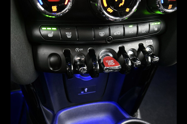 MINI Mini 1.5 Cooper JCW Chili Serious Business(NL-auto, Kuipstoelen, StoelV, Navi, Climate Con, Parkeersensoren, Etc) MINI Mini 1.5 Cooper JCW Chili Serious Business(NL-auto, Kuipstoelen, StoelV, Navi, Climate Con, Parkeersensoren, Etc)