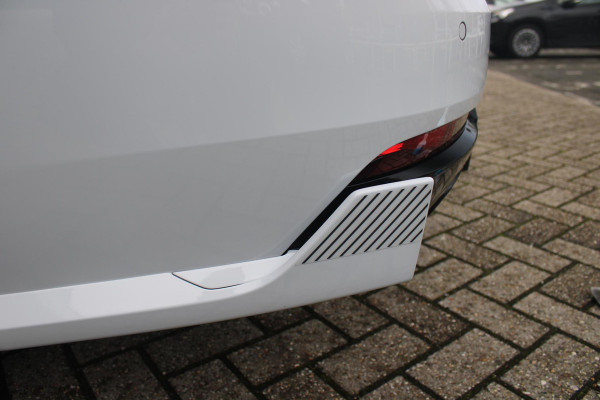 Peugeot 508 SW PSE 1.6 HYbrid 360PK AWD | PANORAMISCH SCHUIF/KANTELDAK | FOCAL® PREMIUM AUDIOSYSTEEMPEUGEOT MET 10 SPEAKERS | MATRIX KOPLAMPEN | BLAUWE LED-SFEERVERLICHTING |360 HD PARKEERCAMERA'S | VERWARMDE VOORRUITRAND | DRAADLOOS APPLECARPLAY/ANDROID AUTO | NAVIGATIE | ADAPTIEVE CRUISE CONTROL | SPORT HIGH PERFORMANCE ONDERSTEL | ACTIVE SUSPENSION CONTROL | ANTIDIEFSTAL PACK (ALARM) | NIGHT VISION | 20" LICHTMETALEN ''EXXAR'' VELGEN | VERWARMBARE AGR SPORTSTOELEN MET MASSAGEFUNCTIE | BEKLEDING ''NAPPA LEDER''/ALCANTARA/3D STOF PSE | ELEKTRISCH BEDIENBARE ACHTERKLEP | REMKLAUWE Peugeot 508 SW PSE 1.6 HYbrid 360PK AWD | PANORAMISCH SCHUIF/KANTELDAK | FOCAL® PREMIUM AUDIOSYSTEEMPEUGEOT MET 10 SPEAKERS | MATRIX KOPLAMPEN | BLAUWE LED-SFEERVERLICHTING |360 HD PARKEERCAMERA'S | VERWARMDE VOORRUITRAND | DRAADLOOS APPLECARPLAY/ANDROID AUTO | NAVIGATIE | ADAPTIEVE CRUISE CONTROL | SPORT HIGH PERFORMANCE ONDERSTEL | ACTIVE SUSPENSION CONTROL | ANTIDIEFSTAL PACK (ALARM) | NIGHT VISION | 20" LICHTMETALEN ''EXXAR'' VELGEN | VERWARMBARE AGR SPORTSTOELEN MET MASSAGEFUNCTIE | BEKLEDING ''NAPPA LEDER''/ALCANTARA/3D STOF PSE | ELEKTRISCH BEDIENBARE ACHTERKLEP | REMKLAUWE