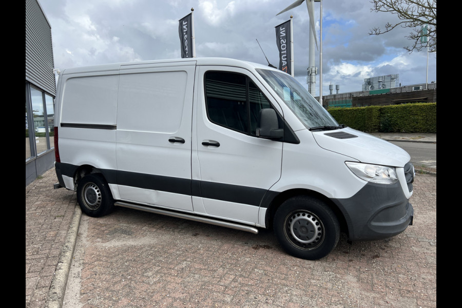 Mercedes-Benz Sprinter 211 2.2 CDI Aut. L1H1 Mercedes-Benz Sprinter 211 2.2 CDI Aut. L1H1