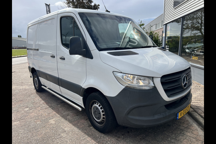 Mercedes-Benz Sprinter 211 2.2 CDI Aut. L1H1 Mercedes-Benz Sprinter 211 2.2 CDI Aut. L1H1