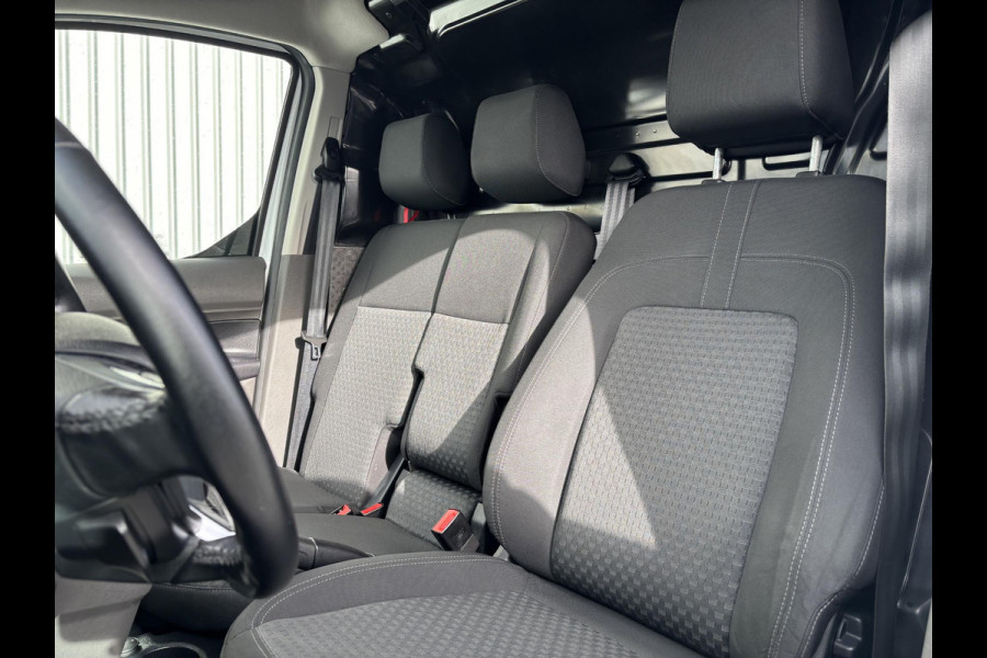 Ford Transit Connect 1.5 EcoBlue L1 Trend*A/C*HAAK*TEL*CAM*3PERS* Ford Transit Connect 1.5 EcoBlue L1 Trend*A/C*HAAK*TEL*CAM*3PERS*