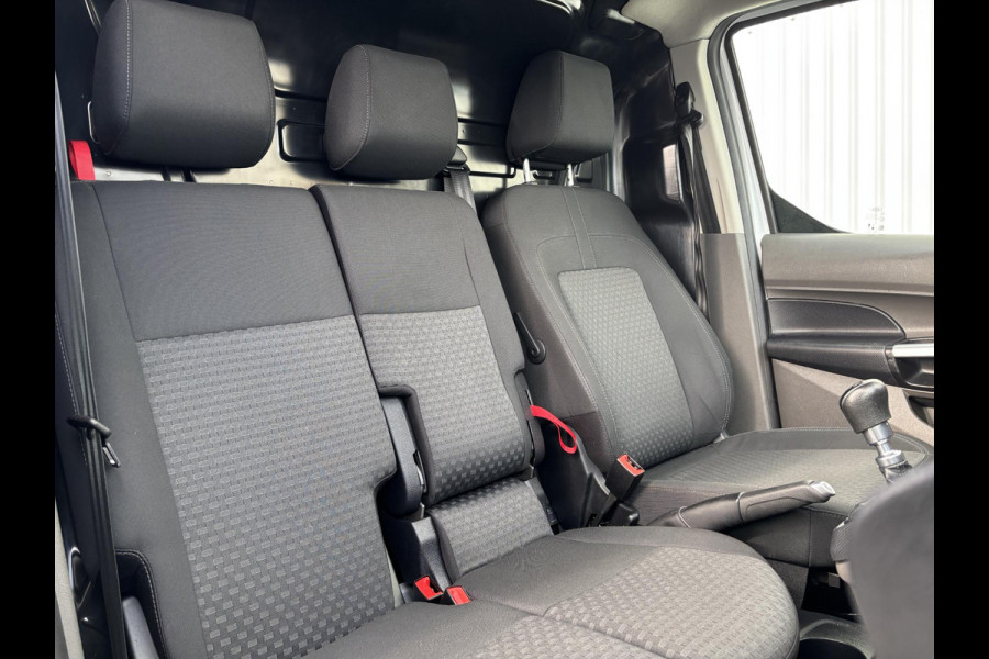 Ford Transit Connect 1.5 EcoBlue L1 Trend*A/C*HAAK*TEL*CAM*3PERS* Ford Transit Connect 1.5 EcoBlue L1 Trend*A/C*HAAK*TEL*CAM*3PERS*