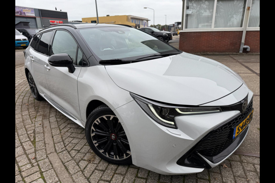 Toyota Corolla Touring Sports 1.8 Hybrid GR-Sport 2022 170PK NARDO GREY LUXE Toyota Corolla Touring Sports 1.8 Hybrid GR-Sport 2022 170PK NARDO GREY LUXE