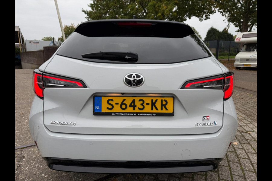 Toyota Corolla Touring Sports 1.8 Hybrid GR-Sport 2022 170PK NARDO GREY LUXE Toyota Corolla Touring Sports 1.8 Hybrid GR-Sport 2022 170PK NARDO GREY LUXE