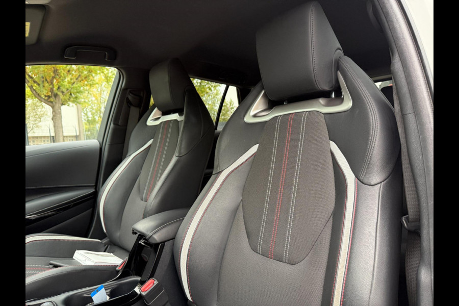 Toyota Corolla Touring Sports 1.8 Hybrid GR-Sport 2022 170PK NARDO GREY LUXE Toyota Corolla Touring Sports 1.8 Hybrid GR-Sport 2022 170PK NARDO GREY LUXE