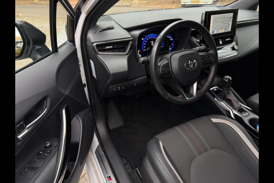 Toyota Corolla Touring Sports 1.8 Hybrid GR-Sport 2022 170PK NARDO GREY LUXE Toyota Corolla Touring Sports 1.8 Hybrid GR-Sport 2022 170PK NARDO GREY LUXE