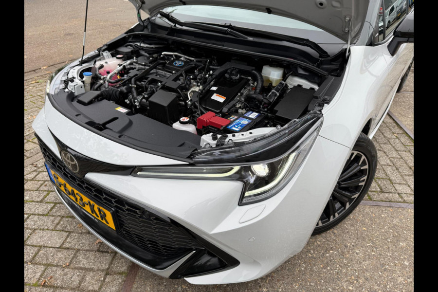 Toyota Corolla Touring Sports 1.8 Hybrid GR-Sport 2022 170PK NARDO GREY LUXE Toyota Corolla Touring Sports 1.8 Hybrid GR-Sport 2022 170PK NARDO GREY LUXE