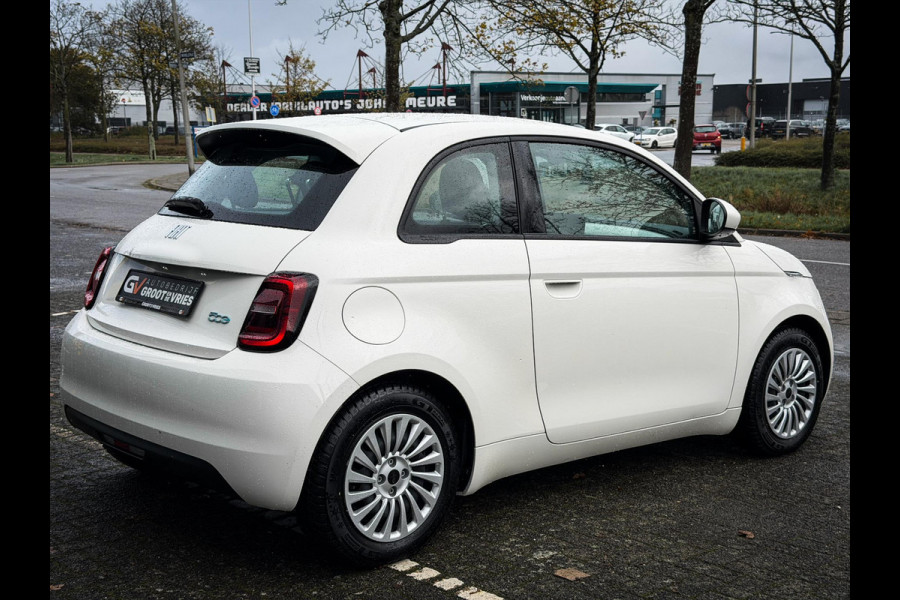 Fiat 500 Icon 42 kWh Navi|Long range|CarPlay|Cruise|Keyless start