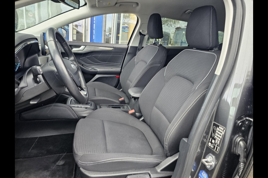 Ford FOCUS Wagon 1.5 EcoBoost Titanium Business 150 pk | 2de eigenaar | Full-led | Trekhaak | 1.500 kg trekgewicht | Camera | Winterpack | Perfect onderhouden! Ford FOCUS Wagon 1.5 EcoBoost Titanium Business 150 pk | 2de eigenaar | Full-led | Trekhaak | 1.500 kg trekgewicht | Camera | Winterpack | Perfect onderhouden!