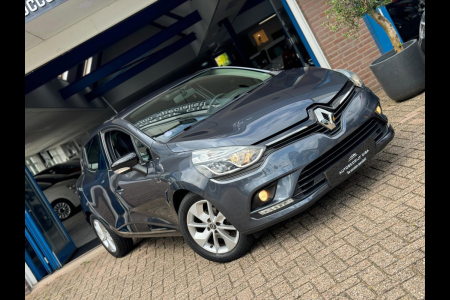 Renault Clio 0.9 TCe Limited 2018 NAVI AIRCO LM NAP 1e NAP! Renault Clio 0.9 TCe Limited 2018 NAVI AIRCO LM NAP 1e NAP!