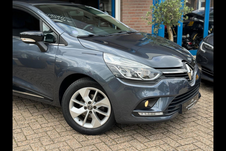 Renault Clio 0.9 TCe Limited 2018 NAVI AIRCO LM NAP 1e NAP! Renault Clio 0.9 TCe Limited 2018 NAVI AIRCO LM NAP 1e NAP!