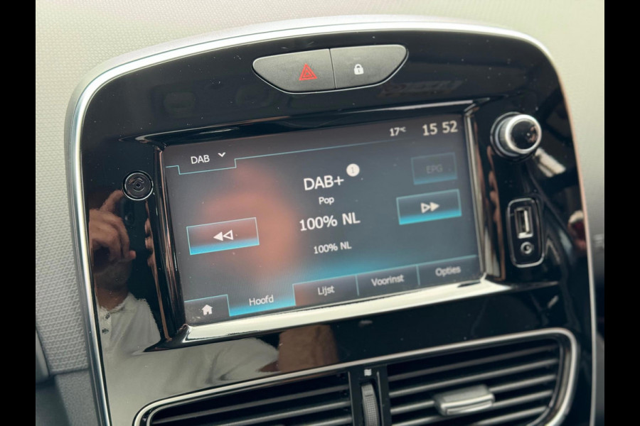 Renault Clio 0.9 TCe Limited 2018 NAVI AIRCO LM NAP 1e NAP! Renault Clio 0.9 TCe Limited 2018 NAVI AIRCO LM NAP 1e NAP!