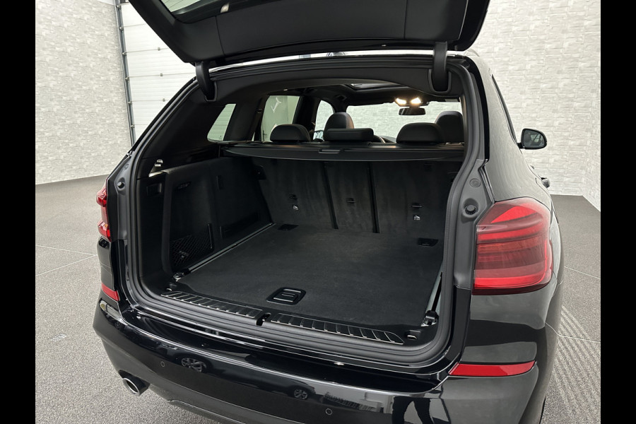 BMW X3 xDrive30i M-Sport | Panorama | ACC | Leder | Head-Up | Keyless-Entry | Trekhaak | Driving-Assist Pro | 4-Zone Clima | LED | Stoelverwarming V+A | Sfeerverlichting | Sportstoelen | Dealer Onderhouden | Getint Glas | Rijklaar incl. BOVAG Garantie | BMW X3 xDrive30i M-Sport | Panorama | ACC | Leder | Head-Up | Keyless-Entry | Trekhaak | Driving-Assist Pro | 4-Zone Clima | LED | Stoelverwarming V+A | Sfeerverlichting | Sportstoelen | Dealer Onderhouden | Getint Glas | Rijklaar incl. BOVAG Garantie |