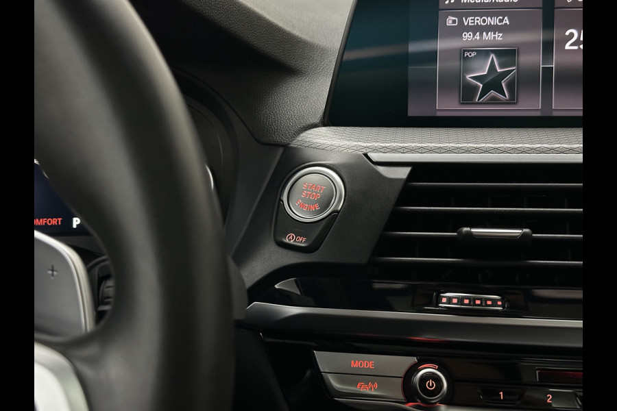 BMW X3 xDrive30i M-Sport | Panorama | ACC | Leder | Head-Up | Keyless-Entry | Trekhaak | Driving-Assist Pro | 4-Zone Clima | LED | Stoelverwarming V+A | Sfeerverlichting | Sportstoelen | Dealer Onderhouden | Getint Glas | Rijklaar incl. BOVAG Garantie | BMW X3 xDrive30i M-Sport | Panorama | ACC | Leder | Head-Up | Keyless-Entry | Trekhaak | Driving-Assist Pro | 4-Zone Clima | LED | Stoelverwarming V+A | Sfeerverlichting | Sportstoelen | Dealer Onderhouden | Getint Glas | Rijklaar incl. BOVAG Garantie |
