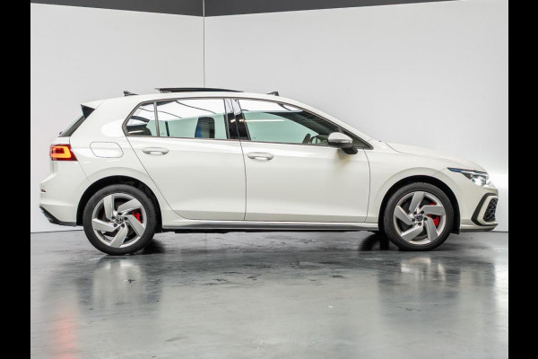 Volkswagen Golf GTE | 245PK | Pano | Matrix-LED
