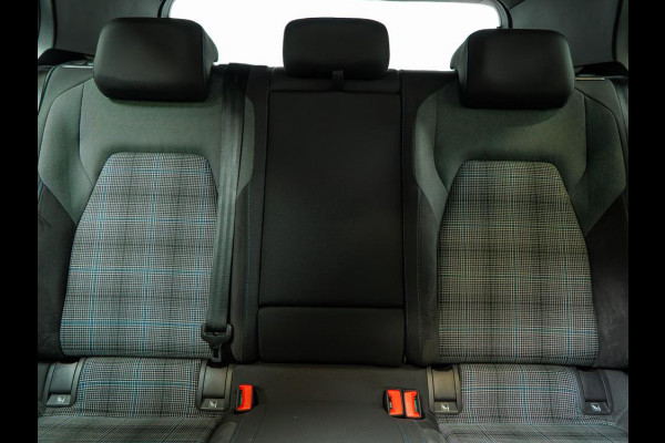 Volkswagen Golf GTE | 245PK | Pano | Matrix-LED