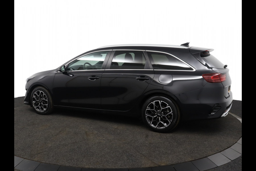 Kia Ceed Sportswagon 1.5 T-GDi GT-Line Apple Carplay/Android Auto - Cruise Control - Dodehoekdetectie - Panorama Dak -  Navigatie - Stuur/Stoelverwarming  - Fabrieksgarantie tot 07-2031 Kia Ceed Sportswagon 1.5 T-GDi GT-Line Apple Carplay/Android Auto - Cruise Control - Dodehoekdetectie - Panorama Dak -  Navigatie - Stuur/Stoelverwarming  - Fabrieksgarantie tot 07-2031