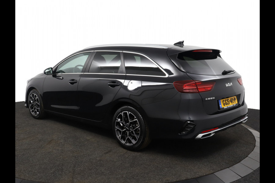 Kia Ceed Sportswagon 1.5 T-GDi GT-Line Apple Carplay/Android Auto - Cruise Control - Dodehoekdetectie - Panorama Dak -  Navigatie - Stuur/Stoelverwarming  - Fabrieksgarantie tot 07-2031 Kia Ceed Sportswagon 1.5 T-GDi GT-Line Apple Carplay/Android Auto - Cruise Control - Dodehoekdetectie - Panorama Dak -  Navigatie - Stuur/Stoelverwarming  - Fabrieksgarantie tot 07-2031
