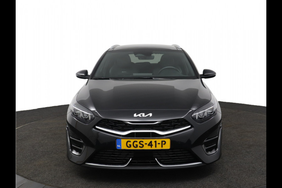 Kia Ceed Sportswagon 1.5 T-GDi GT-Line Apple Carplay/Android Auto - Cruise Control - Dodehoekdetectie - Panorama Dak -  Navigatie - Stuur/Stoelverwarming  - Fabrieksgarantie tot 07-2031 Kia Ceed Sportswagon 1.5 T-GDi GT-Line Apple Carplay/Android Auto - Cruise Control - Dodehoekdetectie - Panorama Dak -  Navigatie - Stuur/Stoelverwarming  - Fabrieksgarantie tot 07-2031