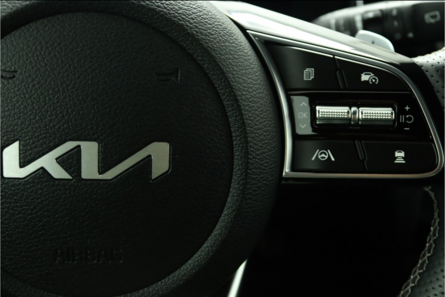 Kia Ceed Sportswagon 1.5 T-GDi GT-Line Apple Carplay/Android Auto - Cruise Control - Dodehoekdetectie - Panorama Dak -  Navigatie - Stuur/Stoelverwarming  - Fabrieksgarantie tot 07-2031 Kia Ceed Sportswagon 1.5 T-GDi GT-Line Apple Carplay/Android Auto - Cruise Control - Dodehoekdetectie - Panorama Dak -  Navigatie - Stuur/Stoelverwarming  - Fabrieksgarantie tot 07-2031