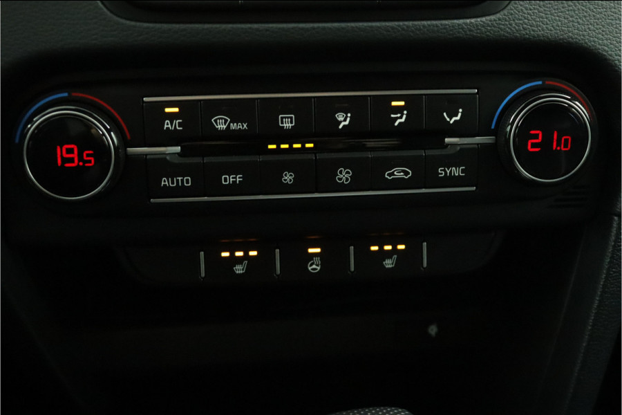 Kia Ceed Sportswagon 1.5 T-GDi GT-Line Apple Carplay/Android Auto - Cruise Control - Dodehoekdetectie - Panorama Dak -  Navigatie - Stuur/Stoelverwarming  - Fabrieksgarantie tot 07-2031 Kia Ceed Sportswagon 1.5 T-GDi GT-Line Apple Carplay/Android Auto - Cruise Control - Dodehoekdetectie - Panorama Dak -  Navigatie - Stuur/Stoelverwarming  - Fabrieksgarantie tot 07-2031