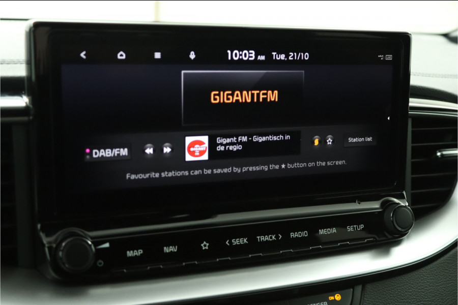 Kia Ceed Sportswagon 1.5 T-GDi GT-Line Apple Carplay/Android Auto - Cruise Control - Dodehoekdetectie - Panorama Dak -  Navigatie - Stuur/Stoelverwarming  - Fabrieksgarantie tot 07-2031 Kia Ceed Sportswagon 1.5 T-GDi GT-Line Apple Carplay/Android Auto - Cruise Control - Dodehoekdetectie - Panorama Dak -  Navigatie - Stuur/Stoelverwarming  - Fabrieksgarantie tot 07-2031