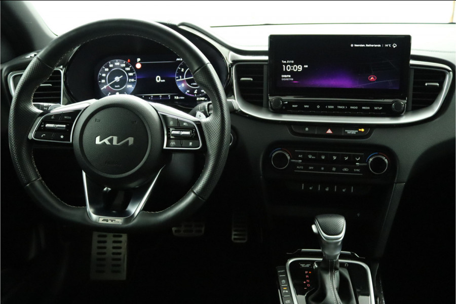 Kia Ceed Sportswagon 1.5 T-GDi GT-Line Apple Carplay/Android Auto - Cruise Control - Dodehoekdetectie - Panorama Dak -  Navigatie - Stuur/Stoelverwarming  - Fabrieksgarantie tot 07-2031 Kia Ceed Sportswagon 1.5 T-GDi GT-Line Apple Carplay/Android Auto - Cruise Control - Dodehoekdetectie - Panorama Dak -  Navigatie - Stuur/Stoelverwarming  - Fabrieksgarantie tot 07-2031