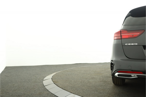 Kia Ceed Sportswagon 1.5 T-GDi GT-Line Apple Carplay/Android Auto - Cruise Control - Dodehoekdetectie - Panorama Dak -  Navigatie - Stuur/Stoelverwarming  - Fabrieksgarantie tot 07-2031 Kia Ceed Sportswagon 1.5 T-GDi GT-Line Apple Carplay/Android Auto - Cruise Control - Dodehoekdetectie - Panorama Dak -  Navigatie - Stuur/Stoelverwarming  - Fabrieksgarantie tot 07-2031