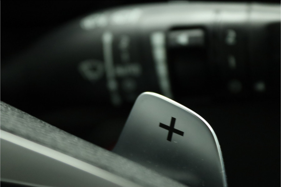 Kia Ceed Sportswagon 1.5 T-GDi GT-Line Apple Carplay/Android Auto - Cruise Control - Dodehoekdetectie - Panorama Dak -  Navigatie - Stuur/Stoelverwarming  - Fabrieksgarantie tot 07-2031 Kia Ceed Sportswagon 1.5 T-GDi GT-Line Apple Carplay/Android Auto - Cruise Control - Dodehoekdetectie - Panorama Dak -  Navigatie - Stuur/Stoelverwarming  - Fabrieksgarantie tot 07-2031