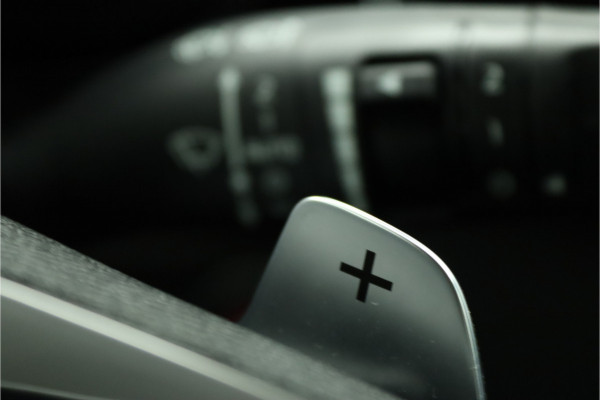 Kia Ceed Sportswagon 1.5 T-GDi GT-Line Apple Carplay/Android Auto - Cruise Control - Dodehoekdetectie - Panorama Dak -  Navigatie - Stuur/Stoelverwarming  - Fabrieksgarantie tot 07-2031 Kia Ceed Sportswagon 1.5 T-GDi GT-Line Apple Carplay/Android Auto - Cruise Control - Dodehoekdetectie - Panorama Dak -  Navigatie - Stuur/Stoelverwarming  - Fabrieksgarantie tot 07-2031