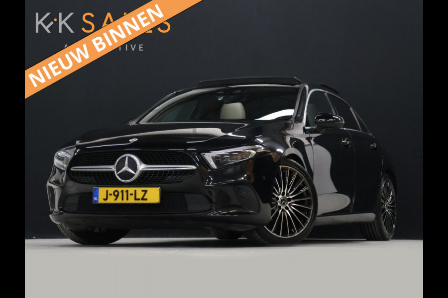 Mercedes-Benz A-Klasse 180 Sport Luxury [TREKHAAK INKLAPBAAR, SCHUIFKANTELDAK, MEMORY SEATS, BURMESTER SOUND, CAMERA, STOELVERWARMING, VOL LEDER, BLUETOOTH, CRUISE, CLIMATE, NIEUWSTAAT]