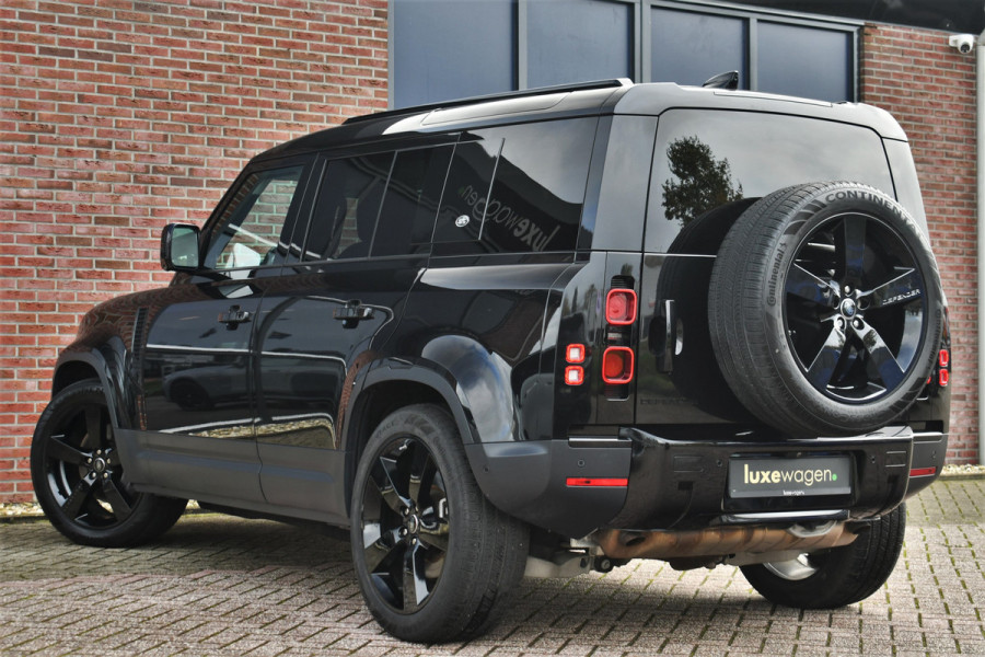 Land Rover Defender 110 3.0 P400 HSE 7-pers Pano Trekh ACC 22inch HUD Standkachel